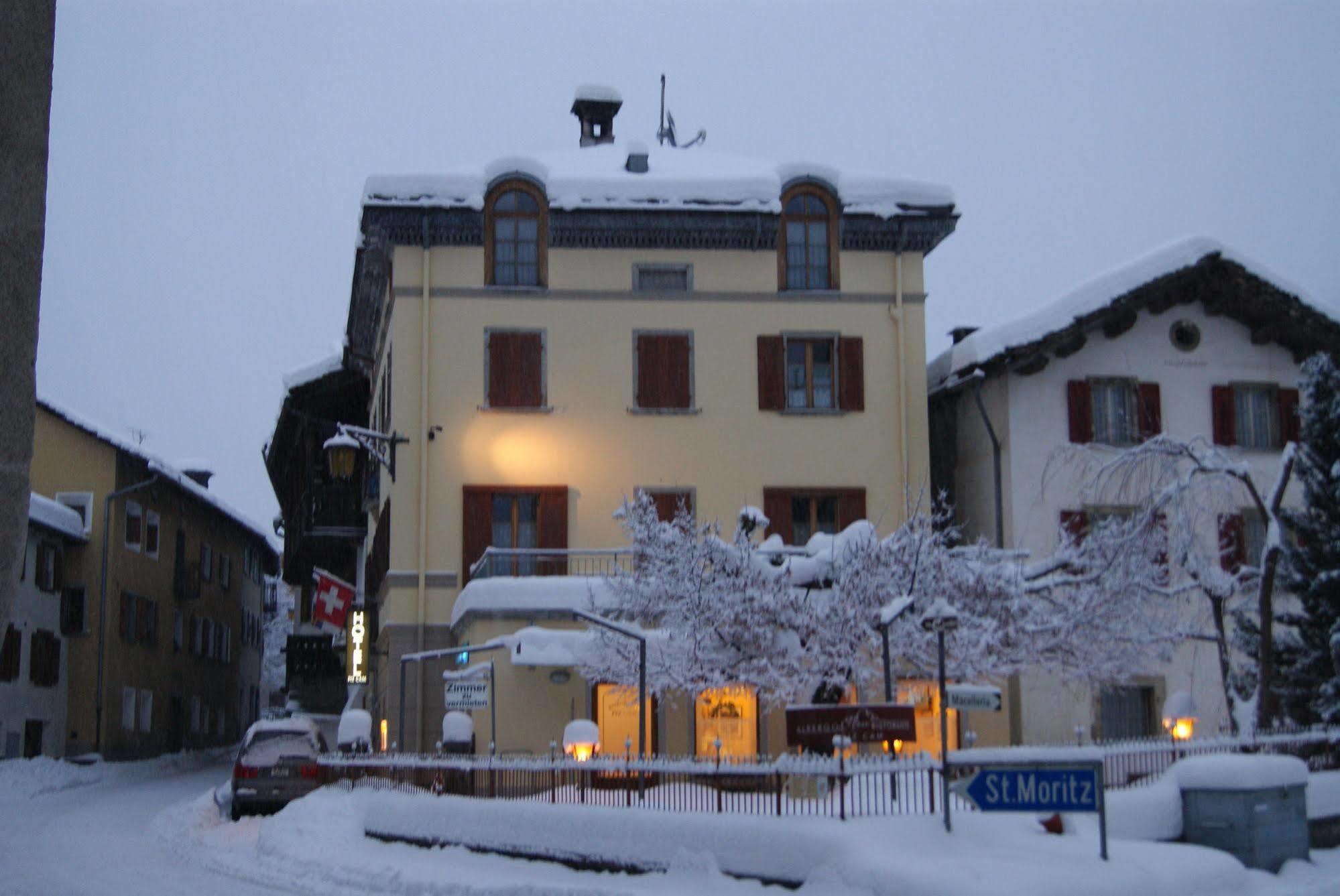 Albergo Piz Cam Vicosoprano Buitenkant foto
